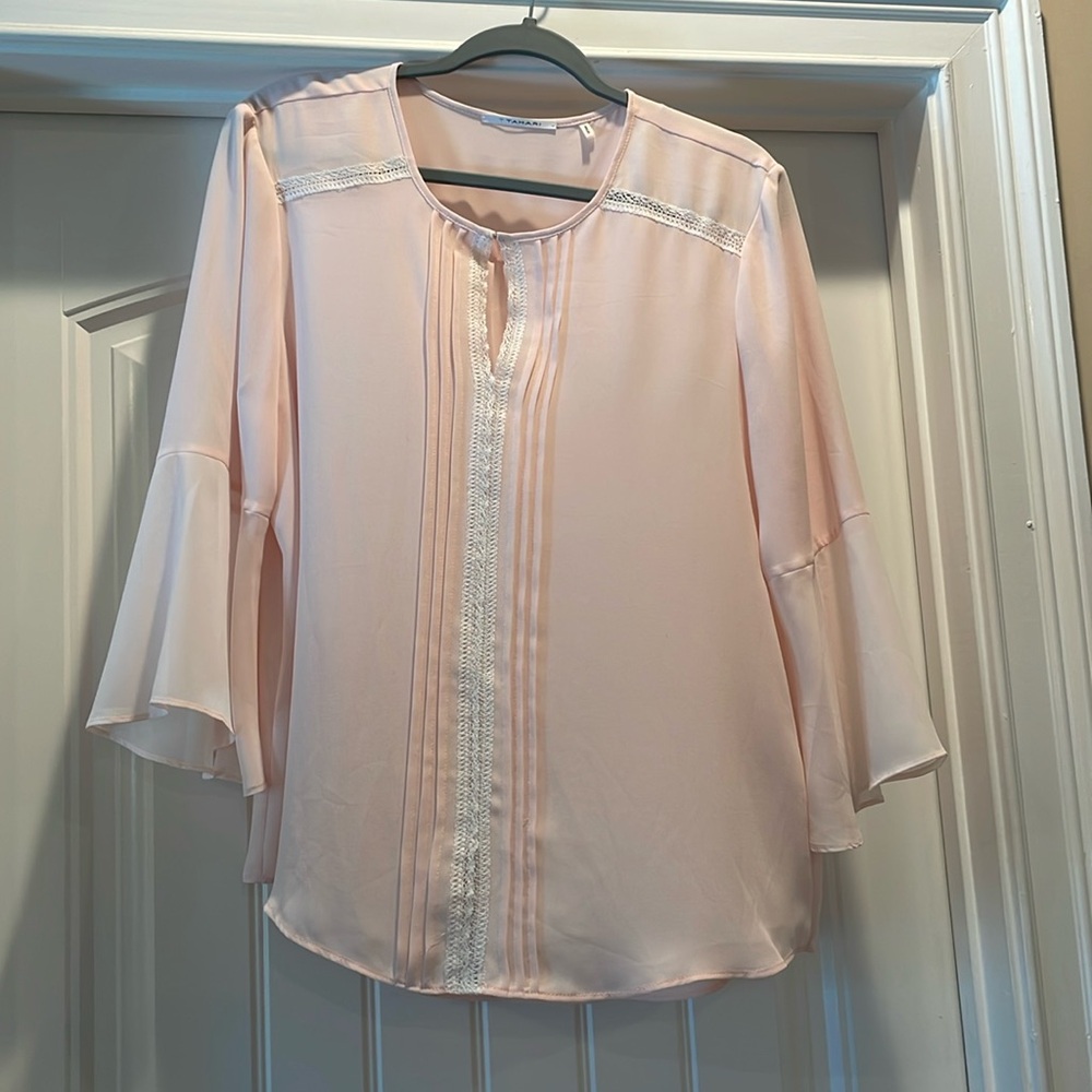Women’s dress top